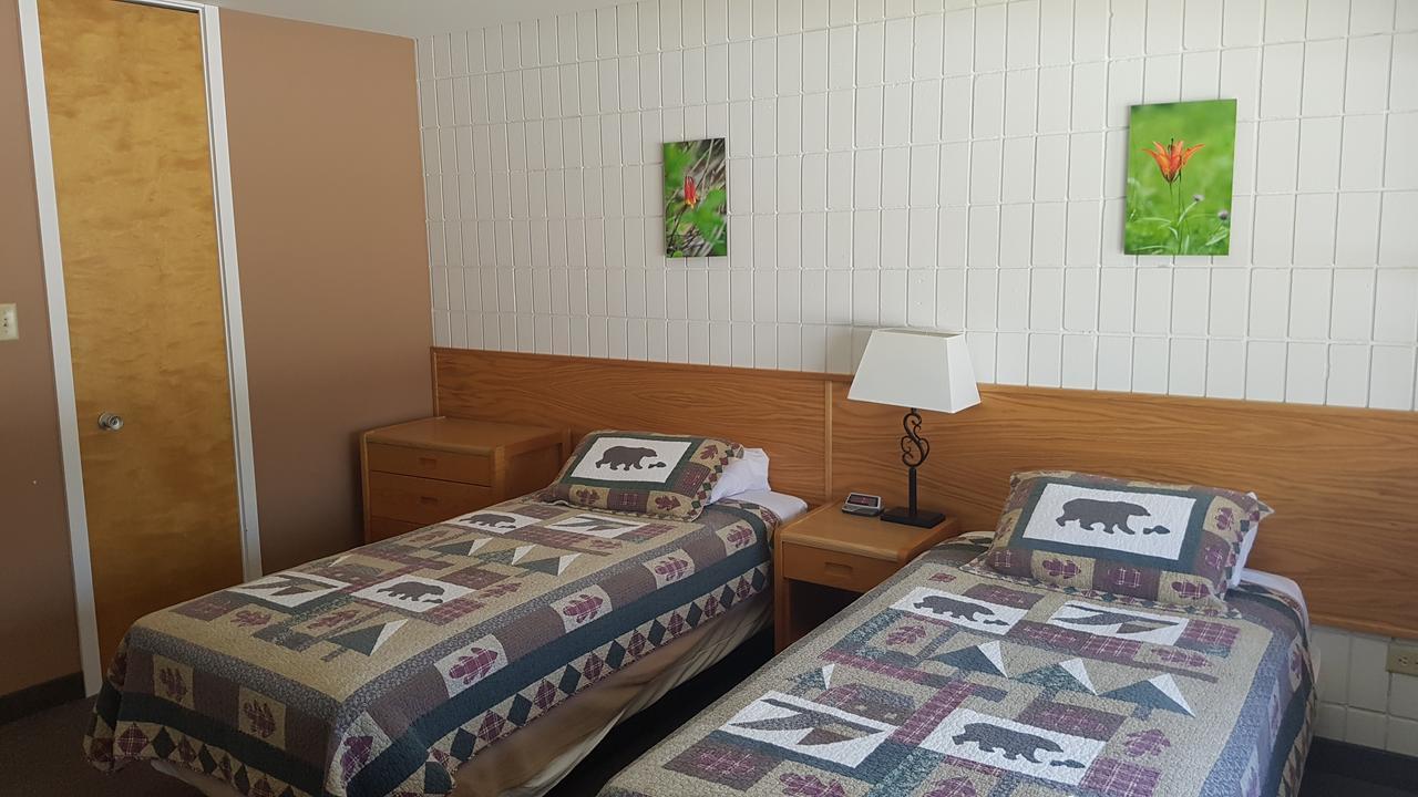 Pinawa Motel المظهر الخارجي الصورة