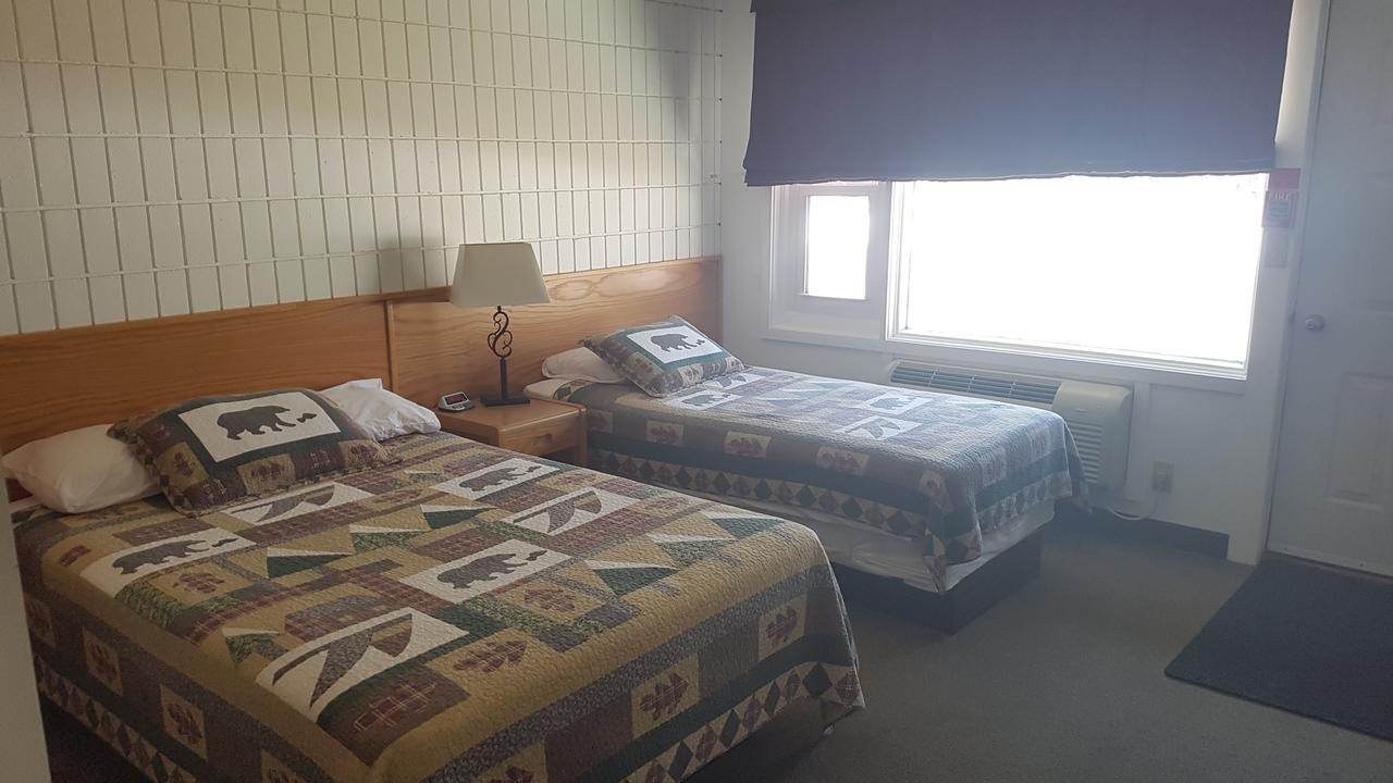 Pinawa Motel المظهر الخارجي الصورة
