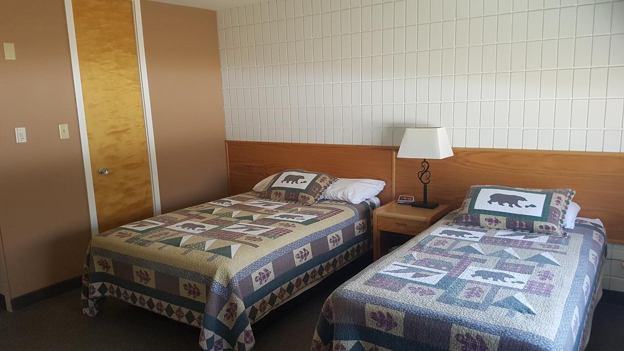 Pinawa Motel المظهر الخارجي الصورة